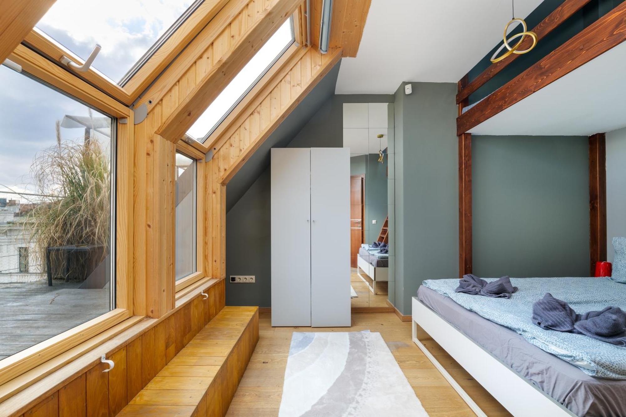 3Bedroom Triplex Rooftop Apartment Budapest Eksteriør billede