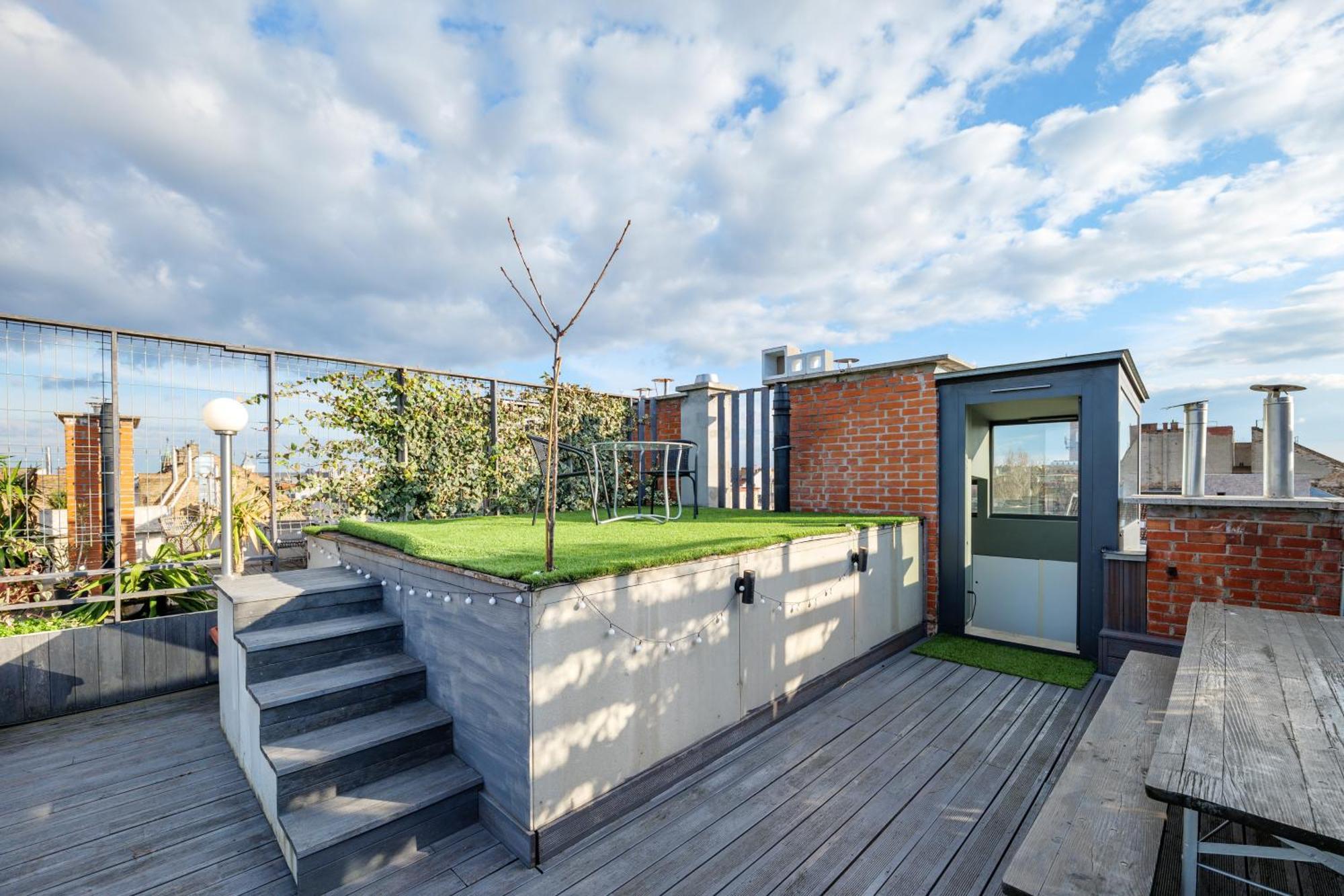 3Bedroom Triplex Rooftop Apartment Budapest Eksteriør billede