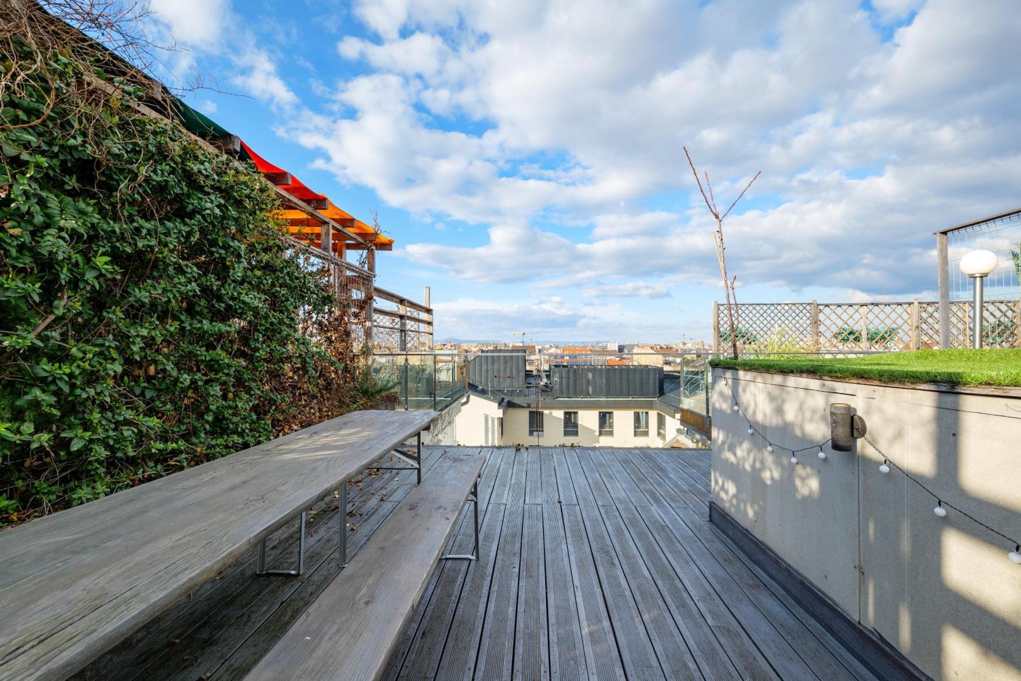 3Bedroom Triplex Rooftop Apartment Budapest Eksteriør billede
